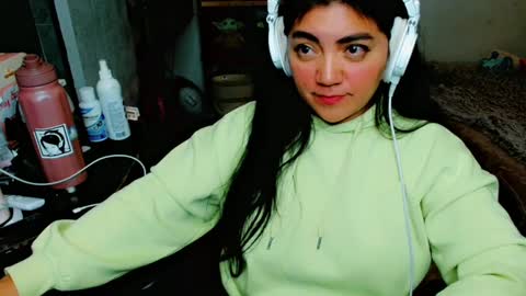 Princess Amber online show from 2, 2, 2025