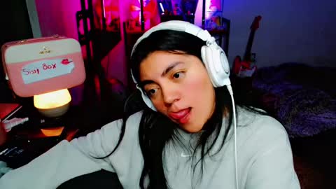 Princess Amber online show from 4, 2, 2025