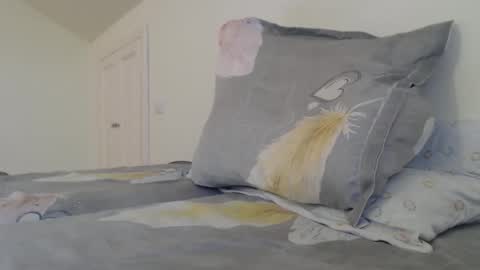 Snapshot of cuteangelx chatting on 9, 10, 2025 Anne-Marie online show from 9, 10, 2025