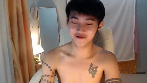 Snapshot of cuteasiancock98 chatting on 16, 10, 2025 Steph online show from 16, 10, 2025