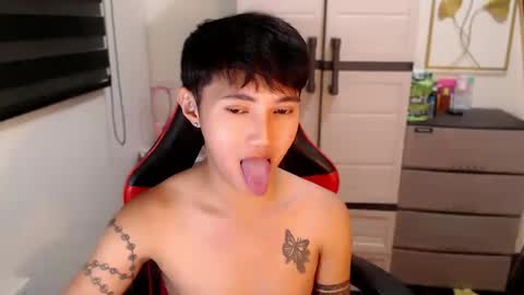 Snapshot of cuteasiancock98 chatting on 18, 3, 2026 Steph online show from 18, 3, 2026