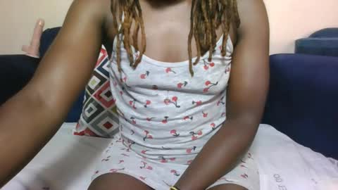 Snapshot of cuteberry87 chatting on 16, 12, 2025 Cuteberry87 online show from 16, 12, 2025