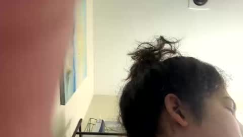 Snapshot of cutecuban18 chatting on 21, 10, 2025 loveolots online show from 21, 10, 2025