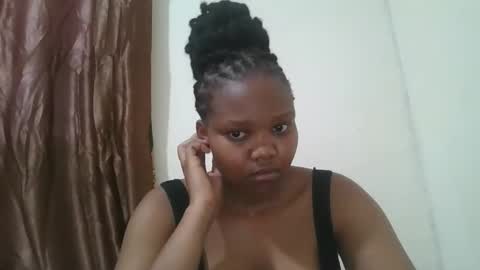 Snapshot of cuteebony2 chatting on 18, 10, 2025 Sheila online show from 18, 10, 2025