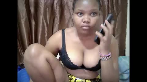 Snapshot of cuteebony2 chatting on 1, 11, 2025 Sheila online show from 1, 11, 2025