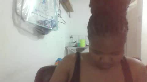 Snapshot of cuteebony2 chatting on 17, 11, 2025 Sheila online show from 17, 11, 2025