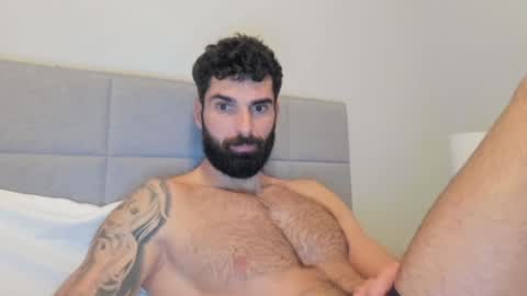 cuteeboy online show from 9, 1, 2025
