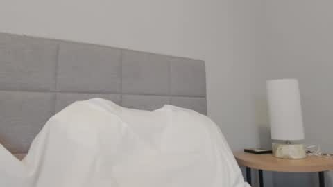 cuteeboy online show from 9, 1, 2025