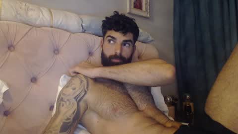 cuteeboy online show from 25, 1, 2025