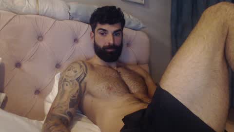 cuteeboy online show from 28, 1, 2025