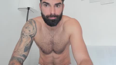cuteeboy online show from 30, 1, 2025