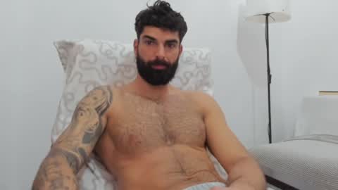 cuteeboy online show from 1, 2, 2025