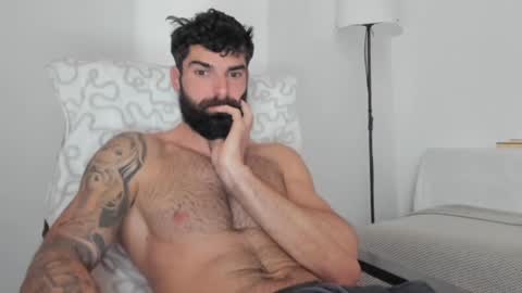 cuteeboy online show from 4, 2, 2025