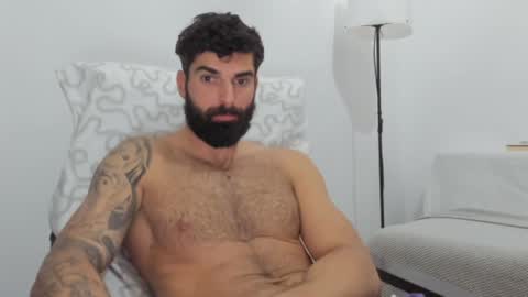 cuteeboy online show from 4, 2, 2025
