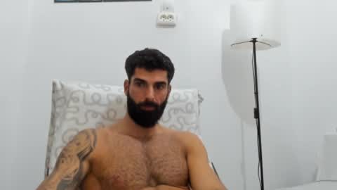 cuteeboy online show from 11, 11, 2025