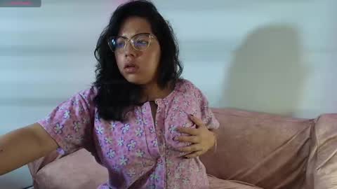 Snapshot of cutejess45 chatting on 25, 2, 2025 tell me jess online show from 25, 2, 2025