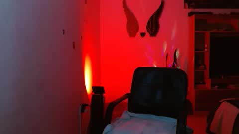 Snapshot of cuteluna chatting on 19, 11, 2025 Luna online show from 19, 11, 2025