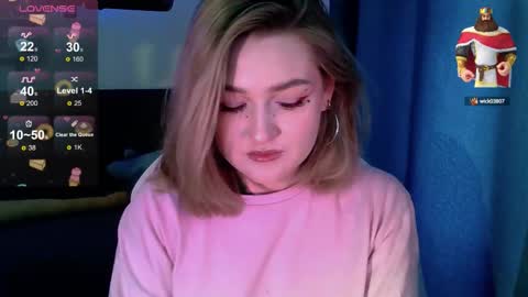 Snapshot of cutepie33 chatting on 4, 10, 2025 cutepie33 online show from 4, 10, 2025