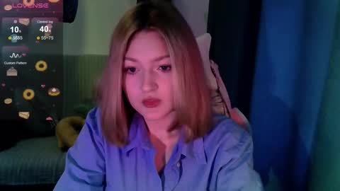 Snapshot of cutepie33 chatting on 9, 10, 2025 cutepie33 online show from 9, 10, 2025