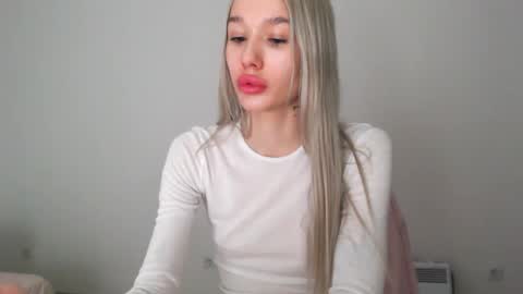 cuteshawty420 online show from 8, 2, 2025