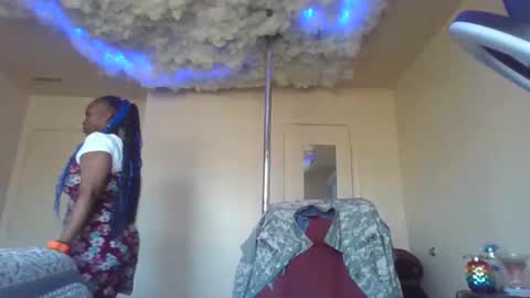 mary mack online show from 25, 2, 2025