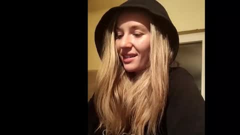 Silvia Sweetheart online show from 3, 2, 2026