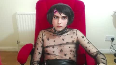 cutest_princess online show from 1, 11, 2025