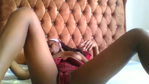 cutetits001 online show from 25, 11, 2025