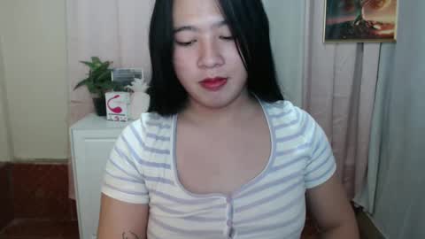 Snapshot of cutie_asianwoman chatting on 7, 12, 2024 cutie_asianwoman online show from 7, 12, 2024