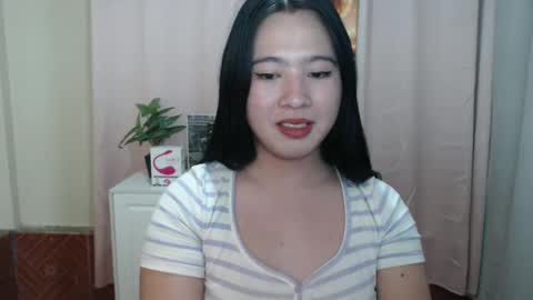 Snapshot of cutie_asianwoman chatting on 15, 12, 2024 cutie_asianwoman online show from 15, 12, 2024