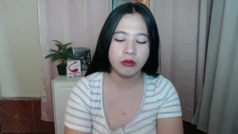 Snapshot of cutie_asianwoman chatting on 13, 1, 2025 cutie_asianwoman online show from 13, 1, 2025