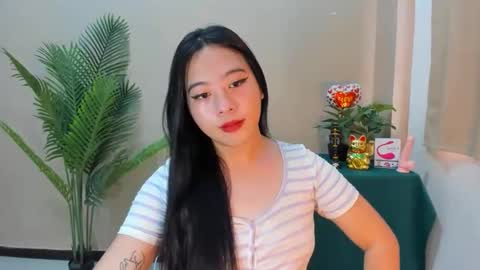 Snapshot of cutie_asianwoman chatting on 13, 9, 2025 cutie_asianwoman online show from 13, 9, 2025