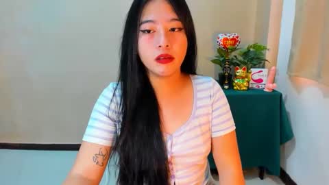 Snapshot of cutie_asianwoman chatting on 25, 9, 2025 cutie_asianwoman online show from 25, 9, 2025