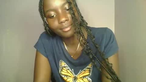 Snapshot of cutie_choco chatting on 17, 10, 2025 cutie_choco online show from 17, 10, 2025