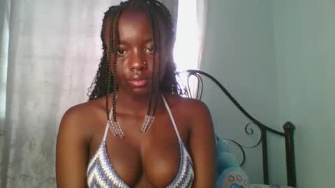 Snapshot of cutie_choco chatting on 8, 11, 2025 cutie_choco online show from 8, 11, 2025