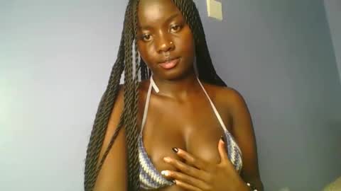 Snapshot of cutie_choco chatting on 13, 12, 2025 cutie_choco online show from 13, 12, 2025