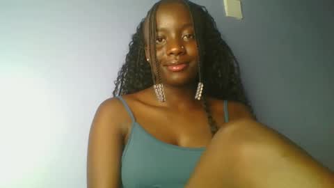 Snapshot of cutie_choco chatting on 18, 12, 2025 cutie_choco online show from 18, 12, 2025