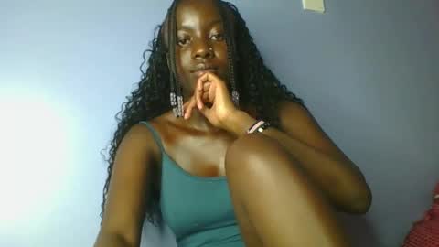 Snapshot of cutie_choco chatting on 19, 12, 2025 cutie_choco online show from 19, 12, 2025