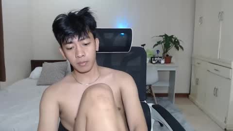 Snapshot of cutie_cumshow chatting on 26, 10, 2025 Neil Taylor online show from 26, 10, 2025