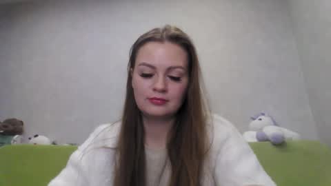 Chloe online show from 2, 3, 2025