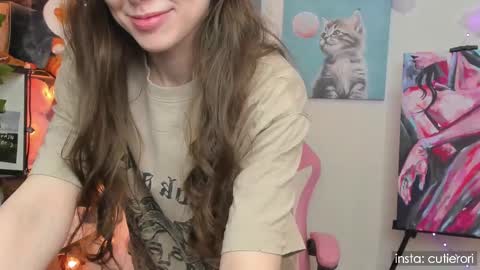 Snapshot of cutierori chatting on 26, 2, 2025 Rori Instagram cutierori online show from 26, 2, 2025