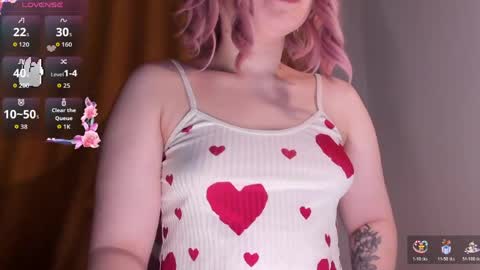 Snapshot of cutiesue chatting on 17, 3, 2026 CutieSue online show from 17, 3, 2026