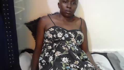 Snapshot of cutlucy25 chatting on 2, 4, 2026 cutlucy25 online show from 2, 4, 2026