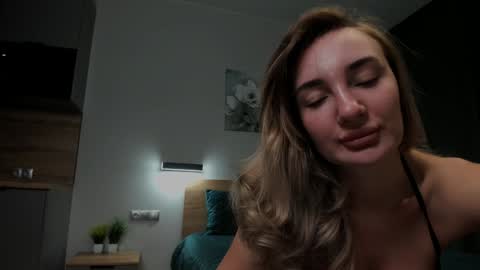 CuttieChloe online show from 29, 1, 2025