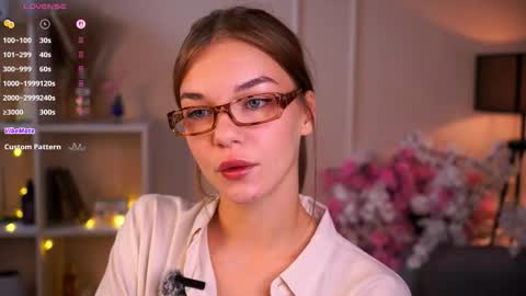 Snapshot of cwenbrayton chatting on 27, 9, 2025 Cwen online show from 27, 9, 2025