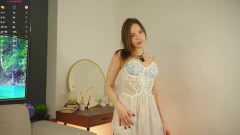 Snapshot of cwenbrayton chatting on 17, 10, 2025 Cwen online show from 17, 10, 2025