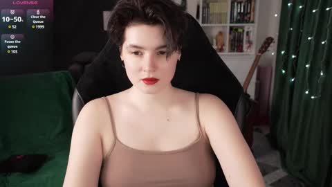 Helen Blossom online show from 19, 2, 2025