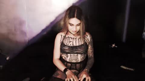 Snapshot of cybertrouble_ chatting on 1, 2, 2025 Nikki online show from 1, 2, 2025