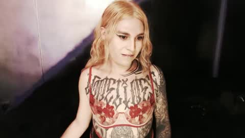 Snapshot of cybertrouble_ chatting on 13, 2, 2025 Nikki online show from 13, 2, 2025