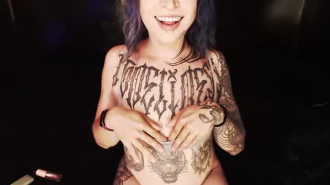 Snapshot of cybertrouble_ chatting on 11, 9, 2025 Nikki online show from 11, 9, 2025